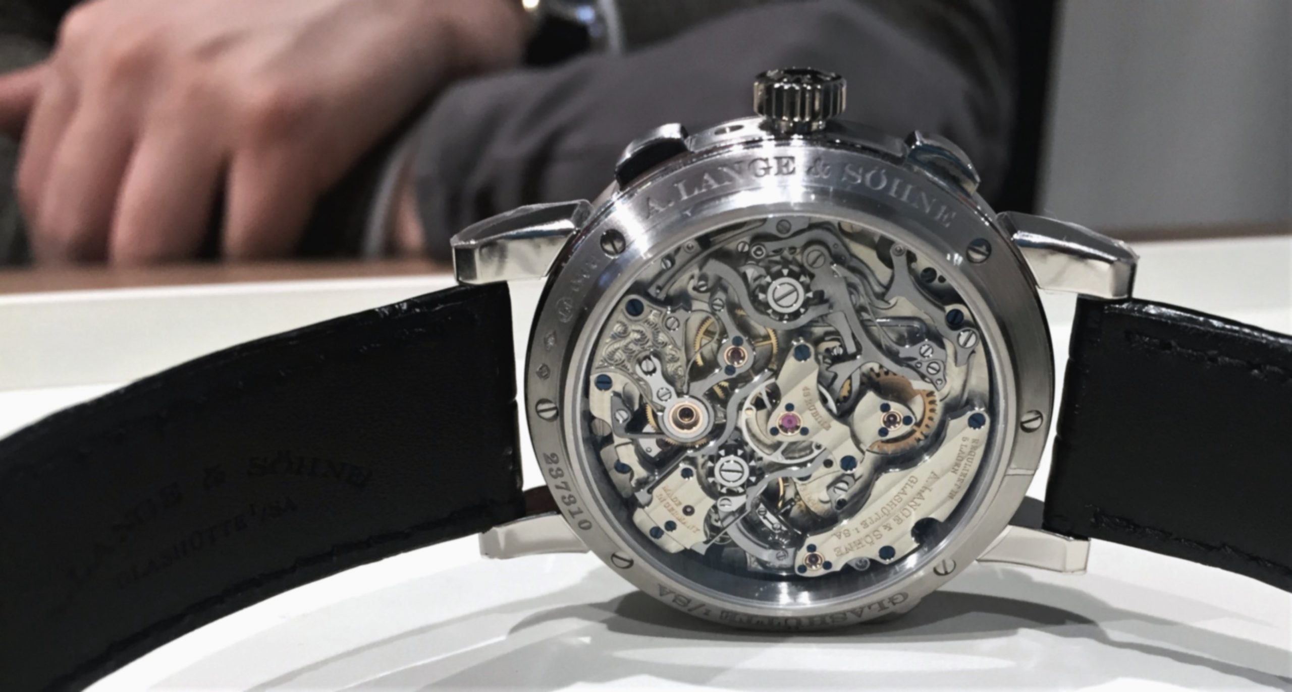 Бренды наручных часов 2025: энциклопедия современных аксессуаров - 2